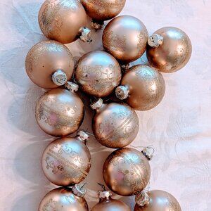 VTG Lot of 14 Rauch Glass Ornaments Champagne Gold Scroll Medium USA Christmas